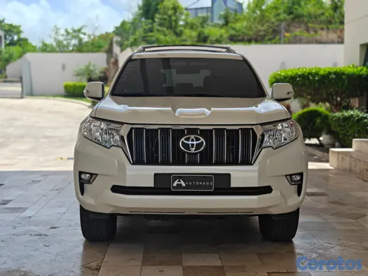 2014 Toyota Land Cruiser Prado — foto 1 / 11