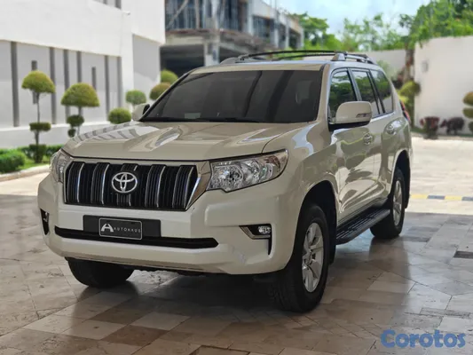 2014 Toyota Land Cruiser Prado — foto 7 / 11