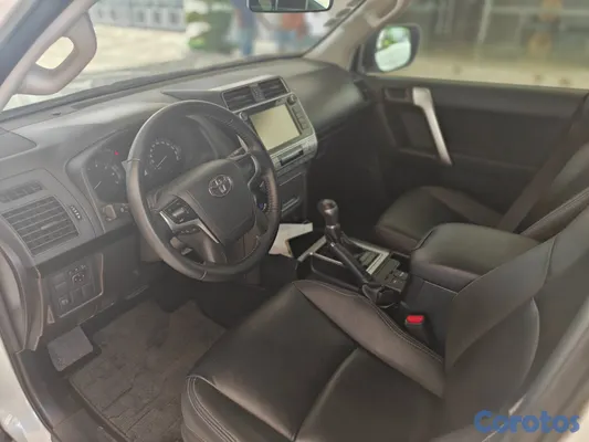 2014 Toyota Land Cruiser Prado — foto 10 / 11