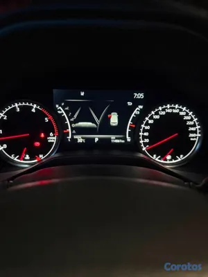 2022 Toyota Avalon — foto 9 / 12