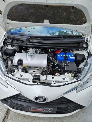2020 Toyota Vitz — foto 10 / 10