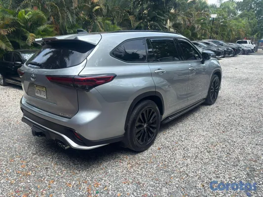2021 Toyota Highlander — foto 3 / 10