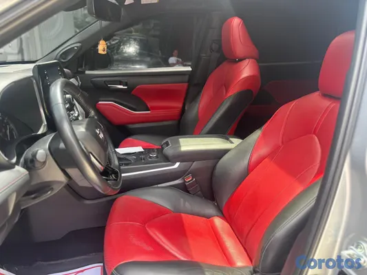 2021 Toyota Highlander — foto 5 / 10