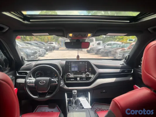 2021 Toyota Highlander — foto 6 / 10
