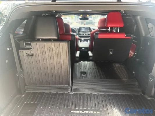 2021 Toyota Highlander — foto 7 / 10