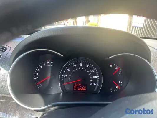 2015 Kia Sorento — foto 4 / 10