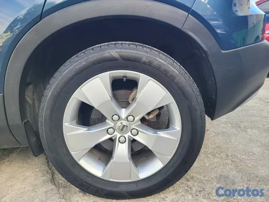 2021 Volvo XC40 Momentum — foto 10 / 10