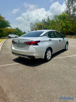 2020 Nissan Versa — foto 3 / 10