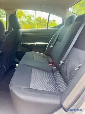 2020 Nissan Versa — foto 9 / 10