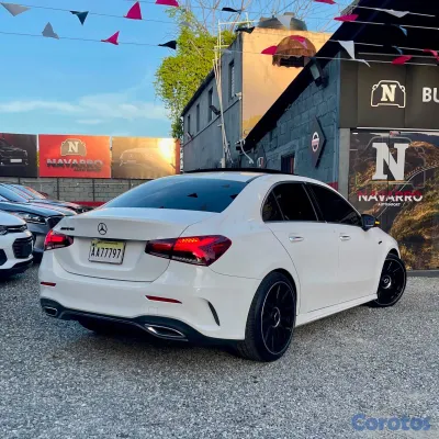 2020 Mercedes-Benz Clase C — foto 5 / 10
