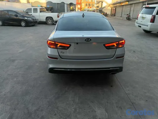 2020 Kia K-5 — foto 3 / 12