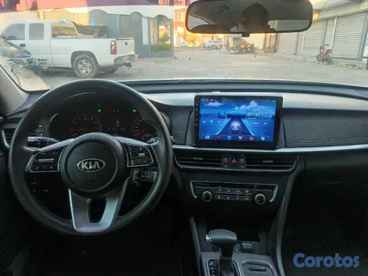 2020 Kia K-5 — foto 5 / 12