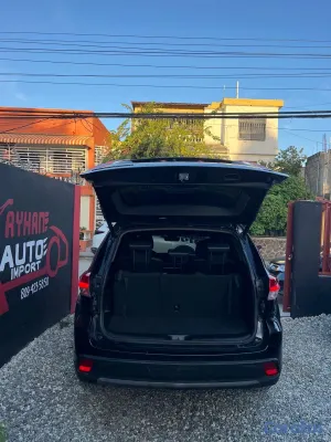 2019 Toyota Highlander — foto 3 / 13