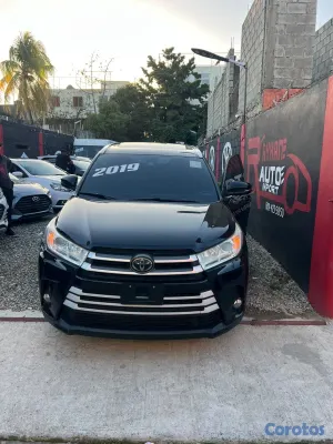 2019 Toyota Highlander — foto 10 / 13