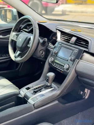 2018 Honda Civic — foto 3 / 9
