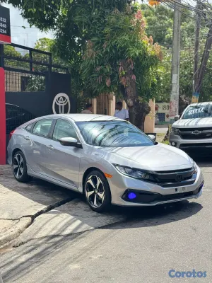 2018 Honda Civic — foto 9 / 9