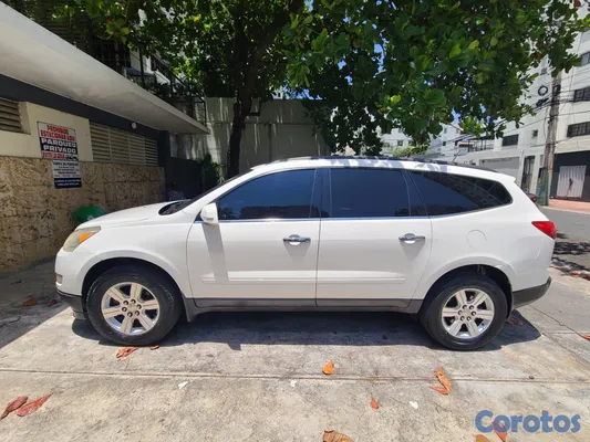 2012 Chevrolet Traverse — foto 2 / 7