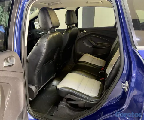2016 Ford Escape — foto 5 / 7