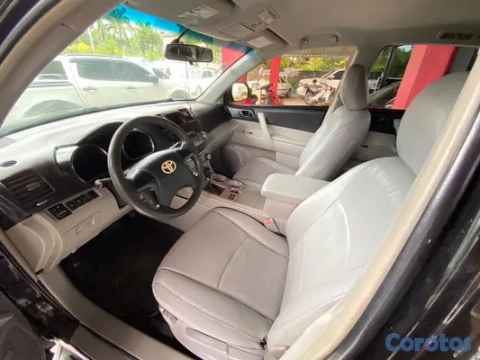 2012 Toyota Highlander — foto 4 / 13