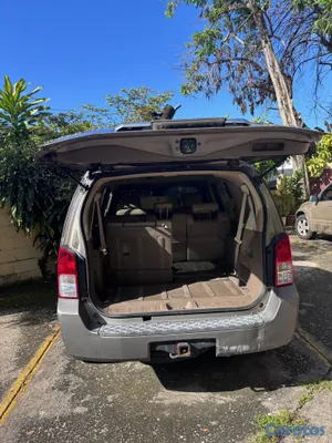 2005 Nissan Pathfinder — foto 5 / 12
