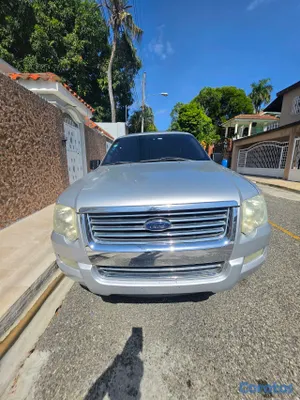 2010 Ford Explorer — foto 2 / 5