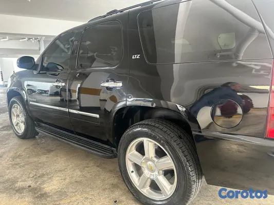 2010 Chevrolet Tahoe — foto 6 / 10