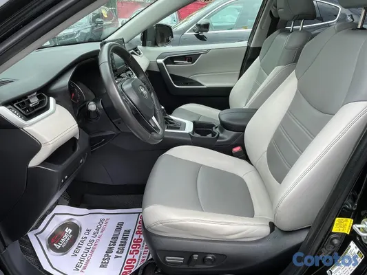 2021 Toyota Rav-4 — foto 9 / 10