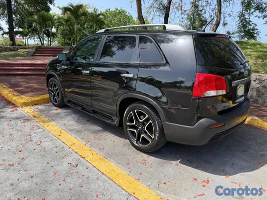 2012 Kia Sorento — foto 13 / 15