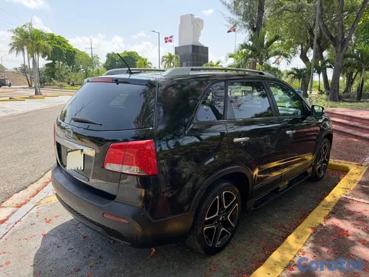 2012 Kia Sorento — foto 14 / 15