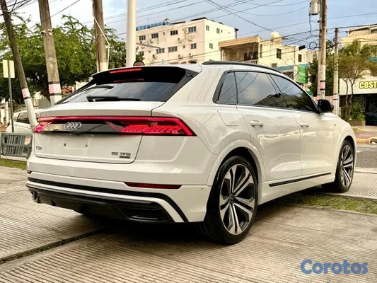 2021 Audi Q8 SLINE QUATRO PRESTIGE — foto 4 / 12
