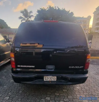 2003 Chevrolet Suburban — foto 3 / 10
