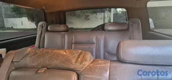 2003 Chevrolet Suburban — foto 10 / 10