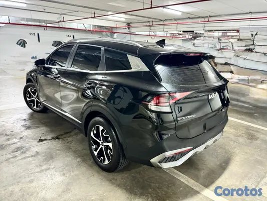 2025 Kia Sportage — foto 4 / 12