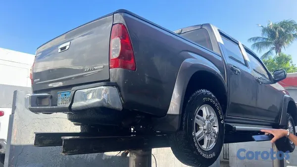 2012 Isuzu Dmax — foto 5 / 5