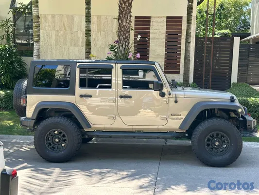 2017 Jeep Wrangler — foto 2 / 5