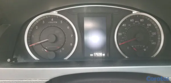 2017 Toyota Camry — foto 7 / 9