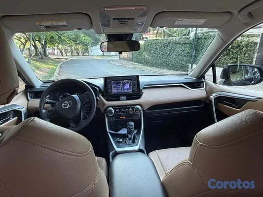 2022 Toyota Rav-4 — foto 5 / 10