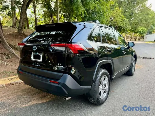 2022 Toyota Rav-4 — foto 8 / 10