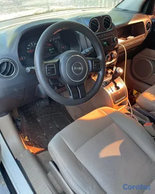 2012 Jeep Compass — foto 4 / 5