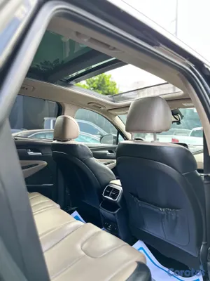 2020 Hyundai Santa Fe — foto 7 / 17