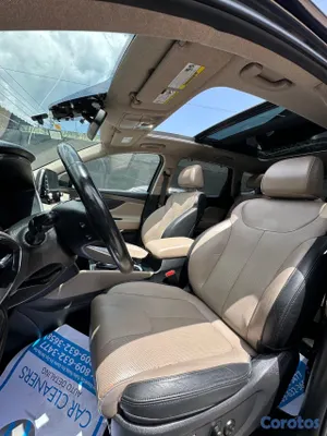2020 Hyundai Santa Fe — foto 15 / 17