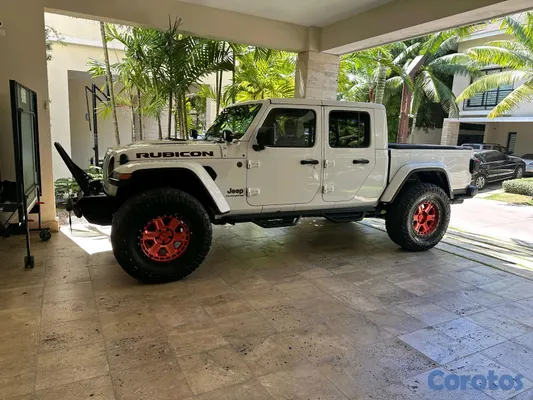 2020 Jeep Gladiator — foto 2 / 3