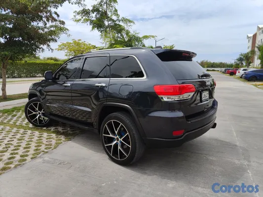 2014 Jeep Grand Cherokee — foto 10 / 10