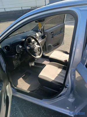 2018 Daihatsu Mira — foto 5 / 6