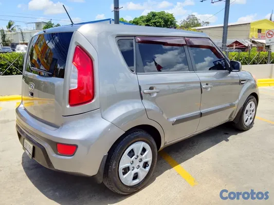 2013 Kia Soul — foto 4 / 11
