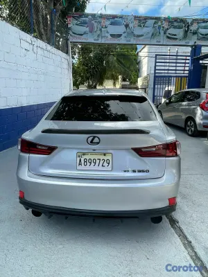 2014 Lexus Is — foto 7 / 9