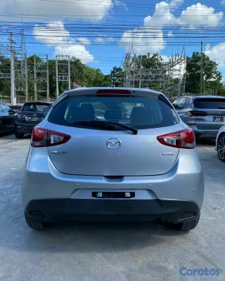 2020 Mazda Demio — foto 5 / 10
