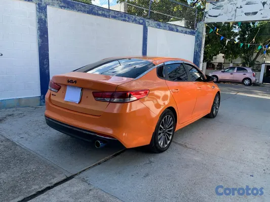 2018 Hyundai K-5 — foto 14 / 15
