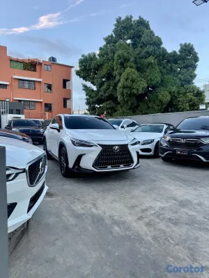 2023 Lexus NX — foto 3 / 12