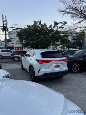 2023 Lexus NX — foto 7 / 12